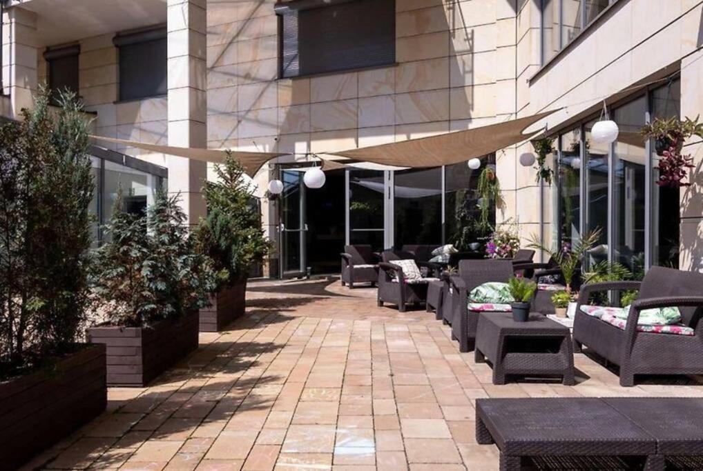 Premium Apartment For Jewish Quarter & Old Town Plus Pool Krakow Exterior photo